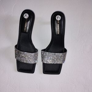 NEW Good American Kickstand Slide Mules‎ Rhinestone Glam Size 7.5